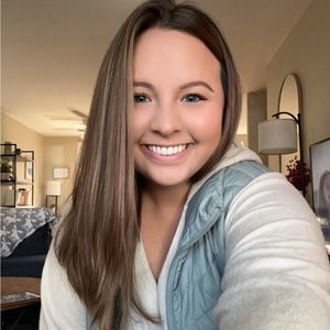 Meet your Posher, Katie